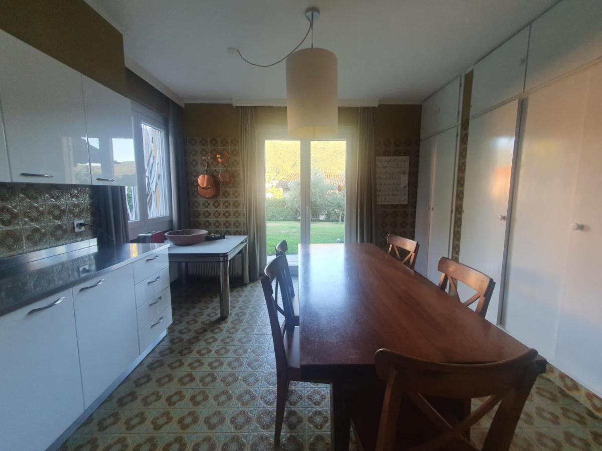 Golden Hill - Big Rooms With Kitchen And Garden Collina d'Oro Eksteriør bilde