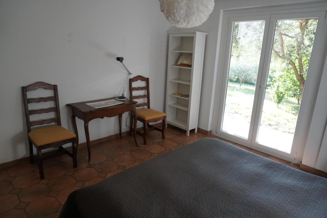 Golden Hill - Big Rooms With Kitchen And Garden Collina d'Oro Eksteriør bilde