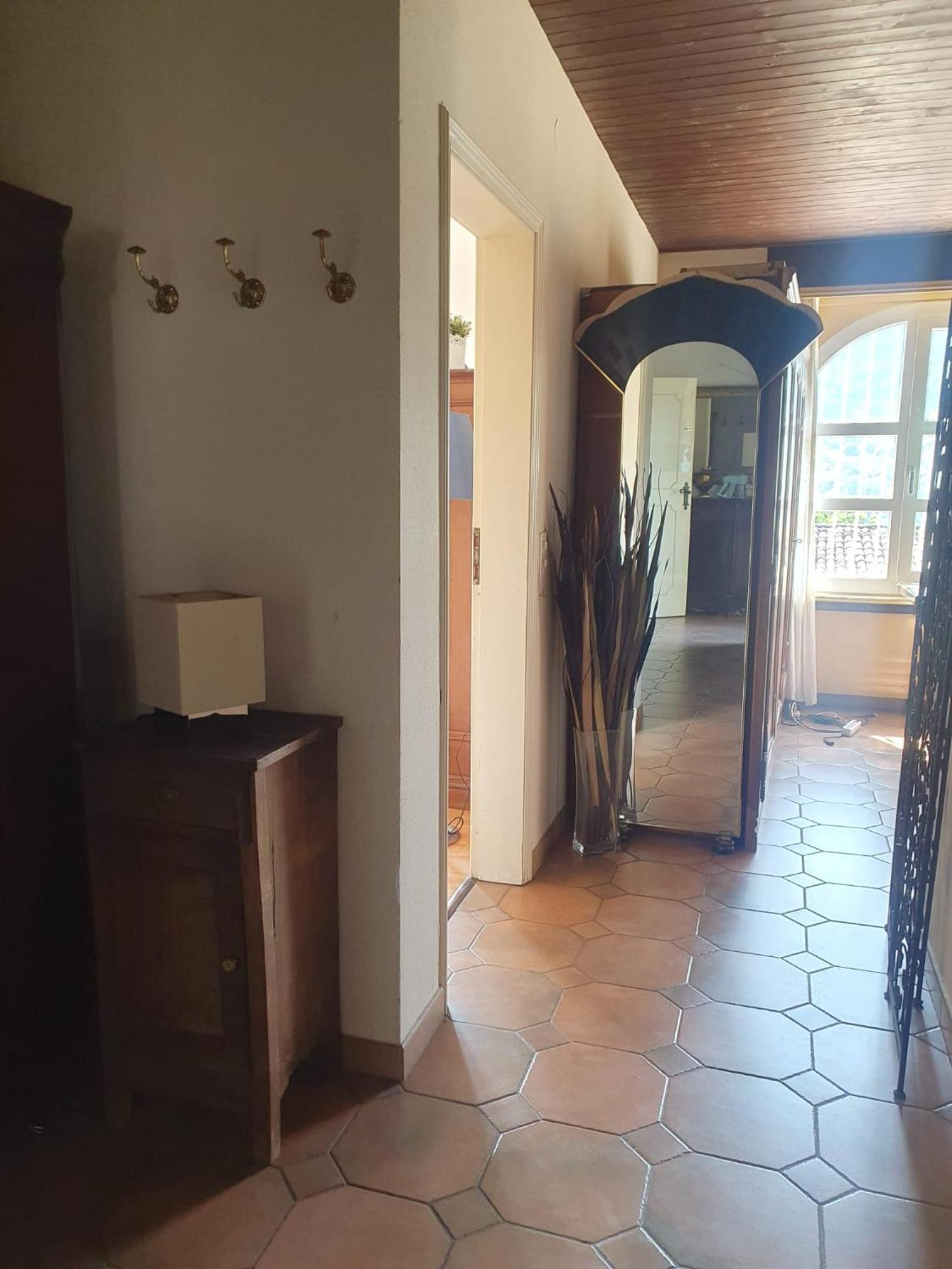 Golden Hill - Big Rooms With Kitchen And Garden Collina d'Oro Eksteriør bilde